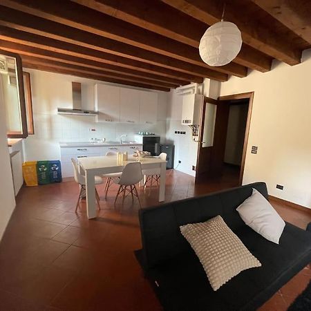 Black Mirror Verona Kültér fotó