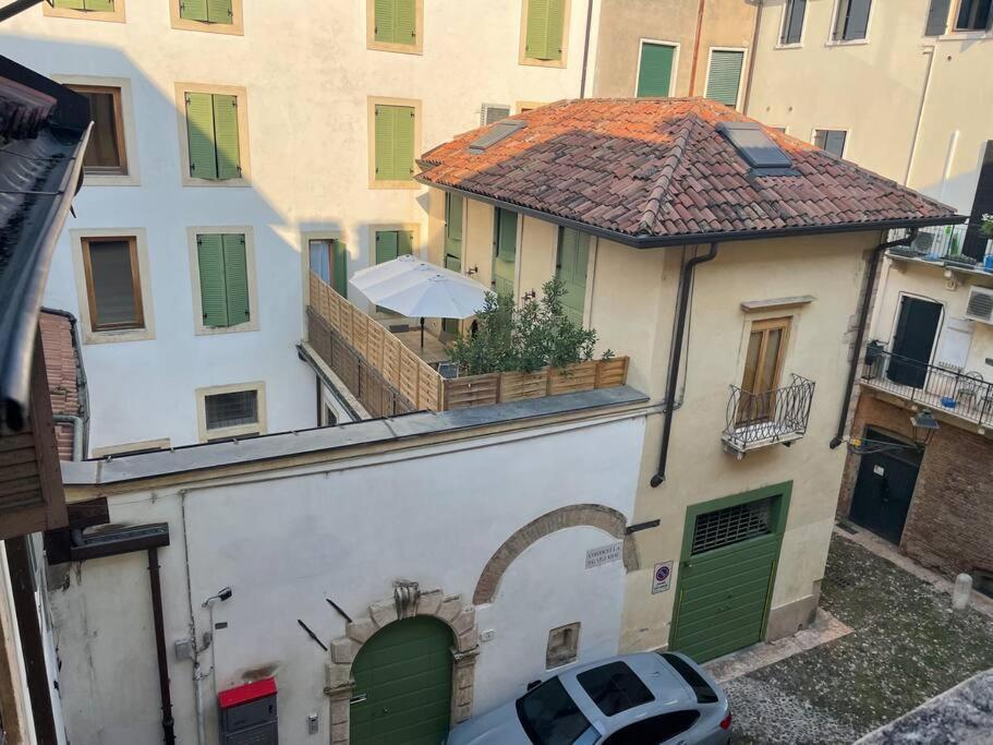Black Mirror Verona Kültér fotó